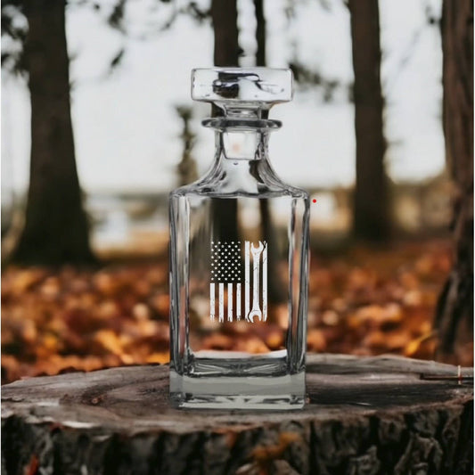 American Flag 26oz Bourbon Whiskey Decanter