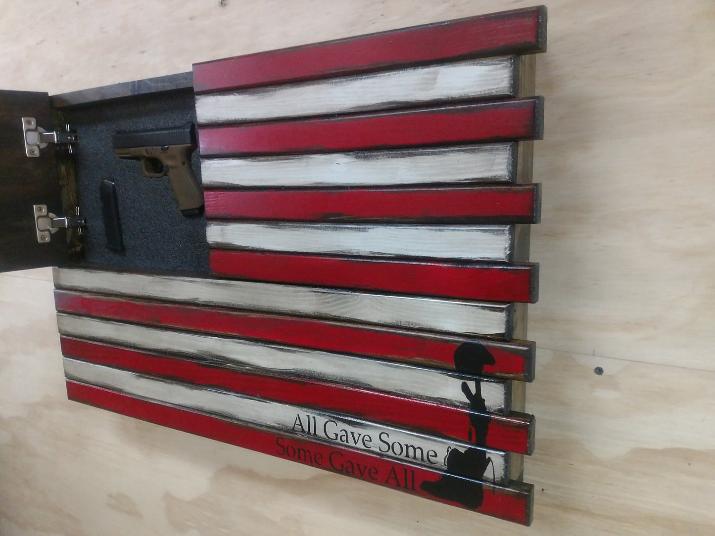 Single Compartment Small American Flag Gun Concealment Case