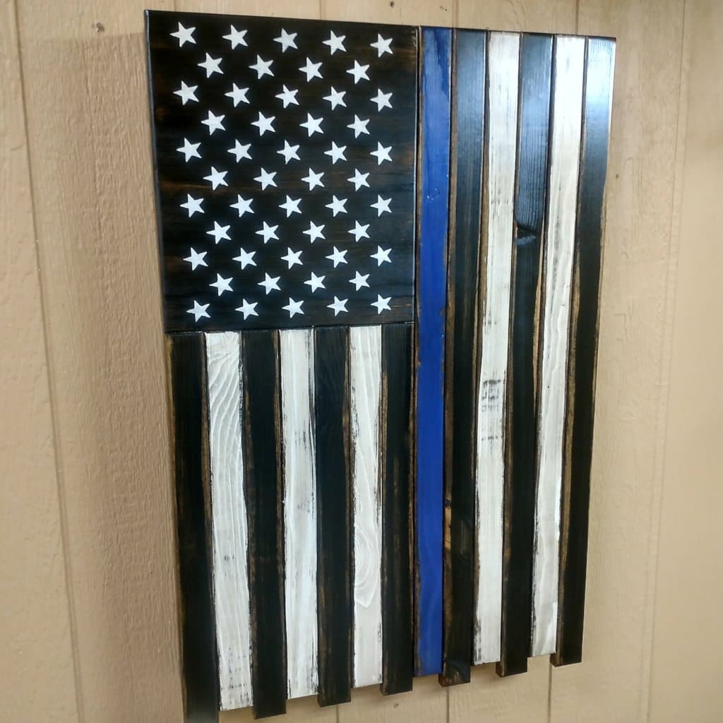 Large Vertical Hanging American Flag Gun Concealment Case