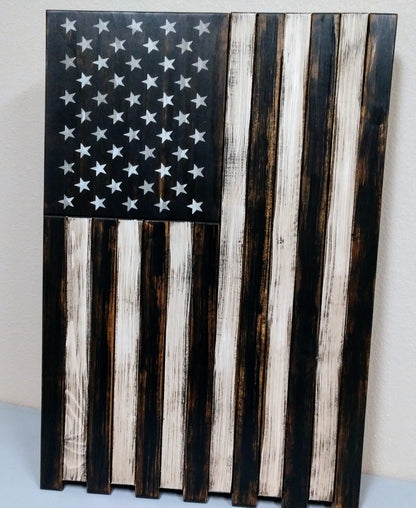 Large Vertical Hanging American Flag Gun Concealment Case